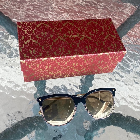 Dolce & Gabbana Accessories - Authentic Dolce and Gabbana Black/Gold Cheetah/Animal Print Round Sunglasses